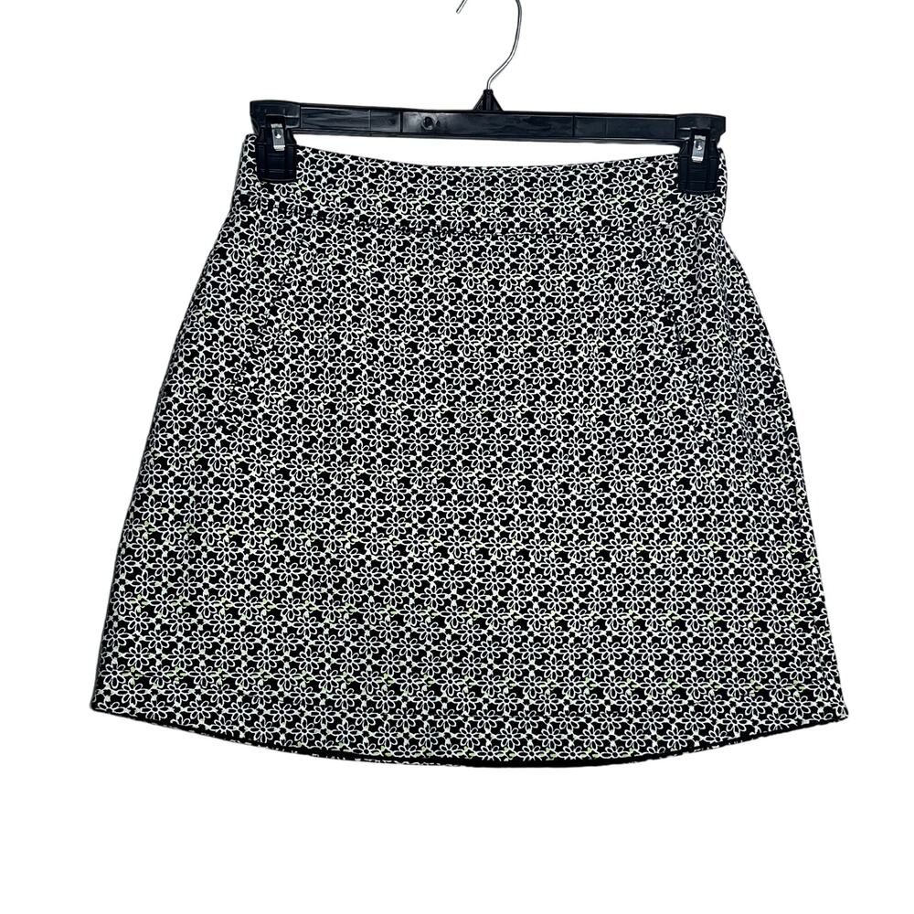T by Talbots Curved Hem Stretch Knit Skort Floral Black Yellow Womens XS